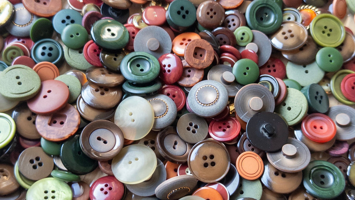 Quelle taille de bouton choisir pour un tricot ou un vêtement cousu ?
