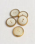 Lot de 5 boutons corne et doré rond - 22mm, 2 trous