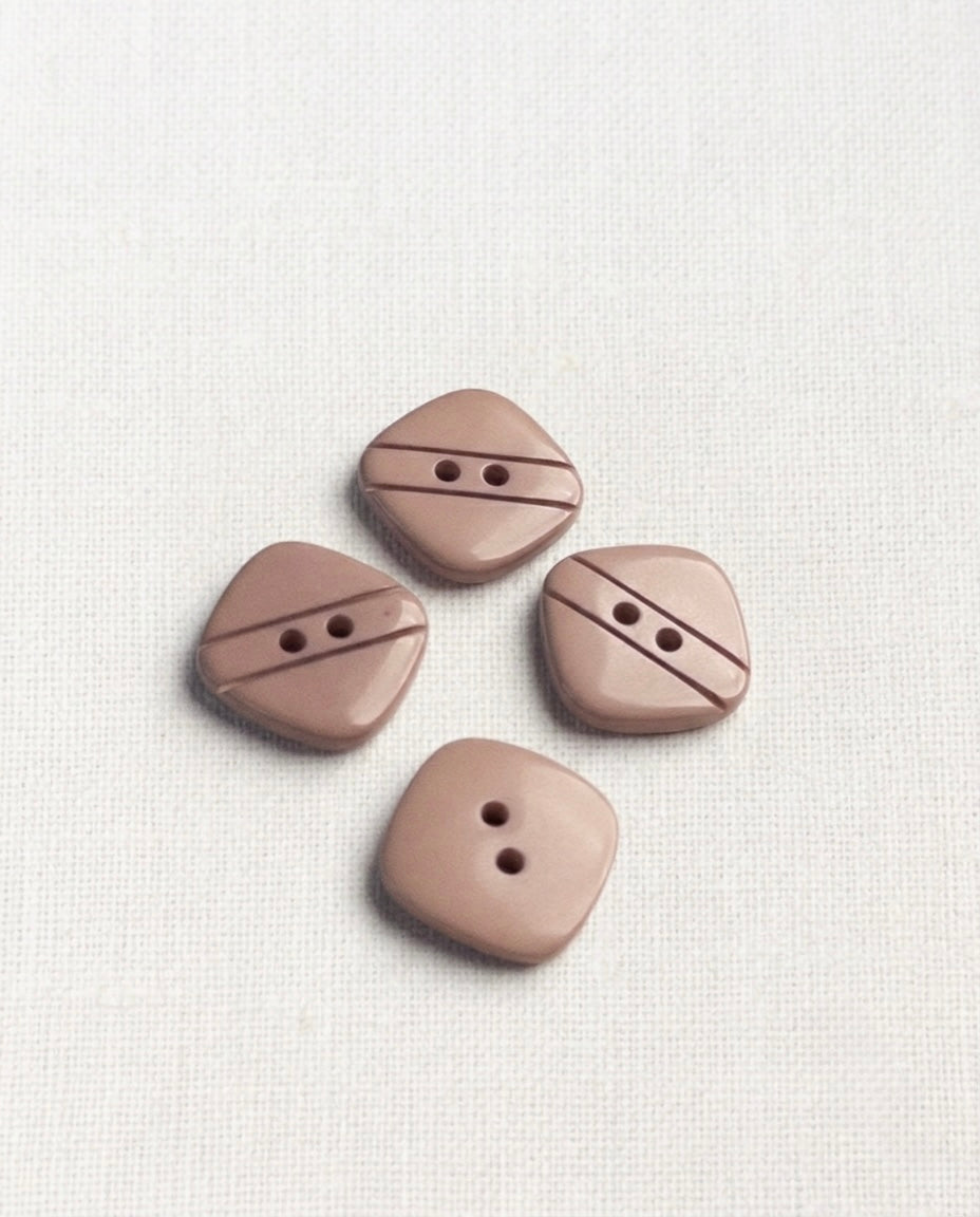 Lot de 4 boutons vieux rose carré - 16mm, 2 trous