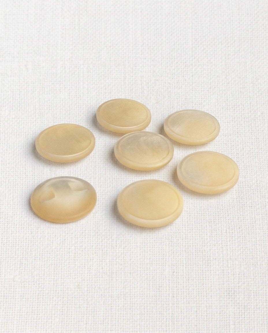 Lot de 7 boutons ivoire rond - 17mm, à queue encastrée