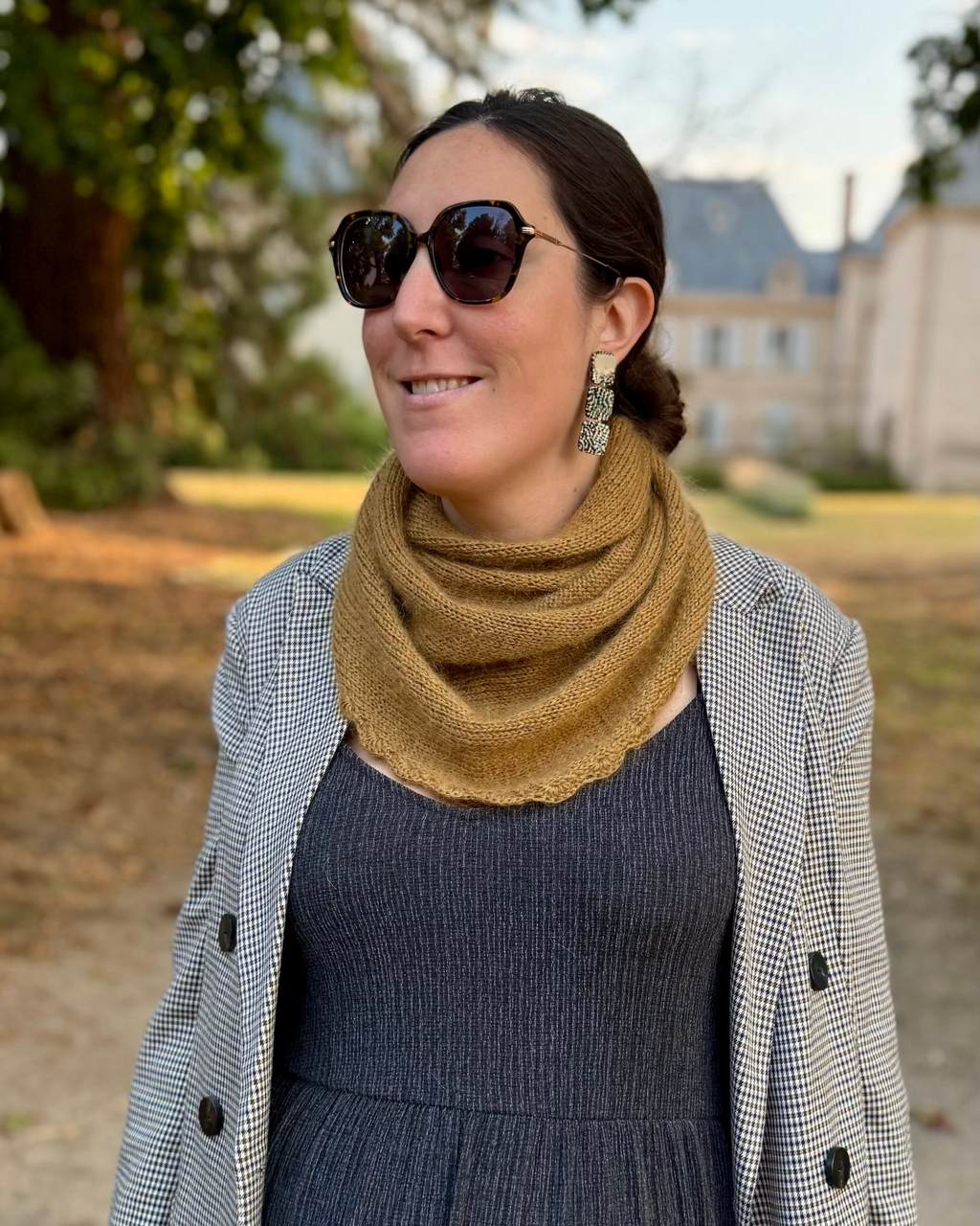 BIENTÔT DISPONIBLE - Châle à festons Pienza